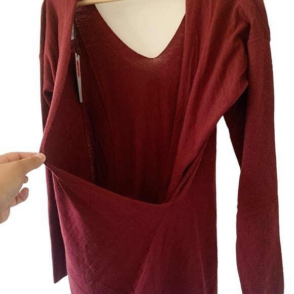 NWT Revolve Vimmia Burgundy Shavasana Twist V-neck Open Back Sweater Size L - Picture 3 of 12